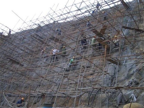 鄯善公路桩基检测